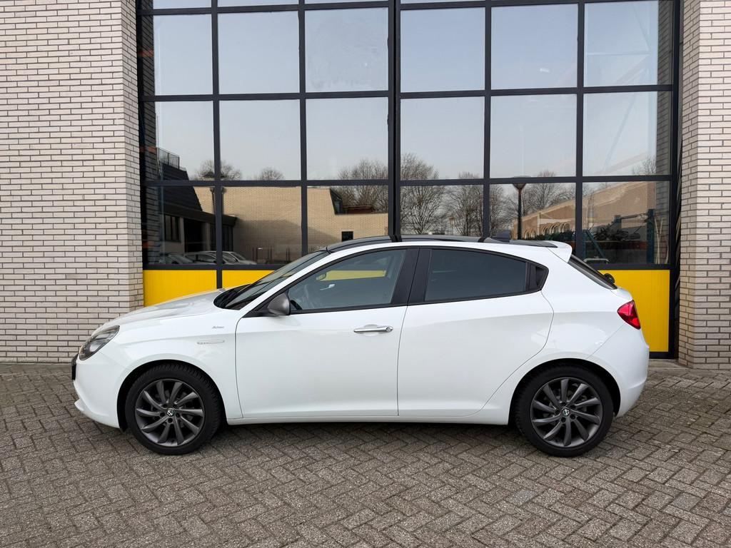 Alfa Romeo Giulietta 1.4 T Veloce, Vol leer, CarPlay, LMV, Voorwielaandrijving, Euro 5, Gebruikt, 4 cilinders