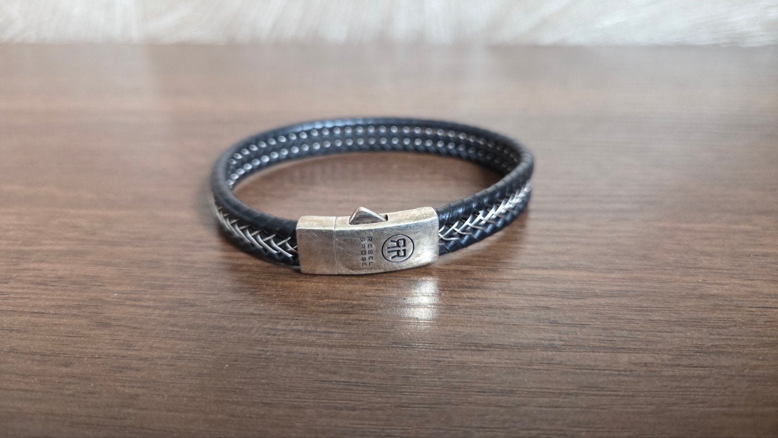 Rebel & Rose Armband Leer/Zilver (925) - Silver Wired Black, Sieraden, Tassen en Uiterlijk, Ophalen, Zo goed als nieuw, Zwart