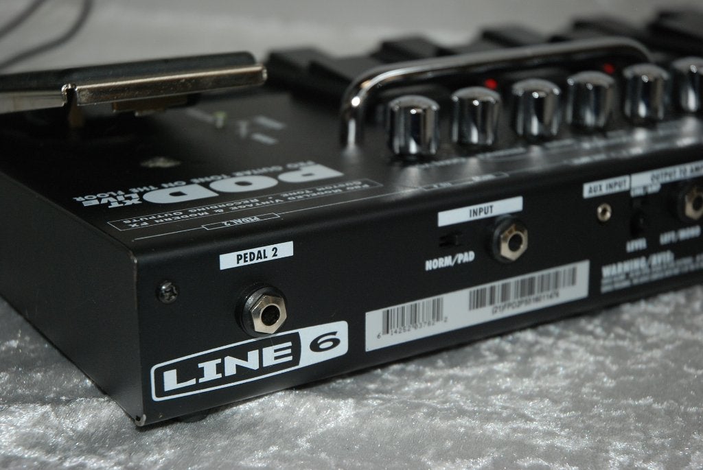 Line6  Pro modeled vintage en modern fx custom tone, Gebruikt, ., Line6, .