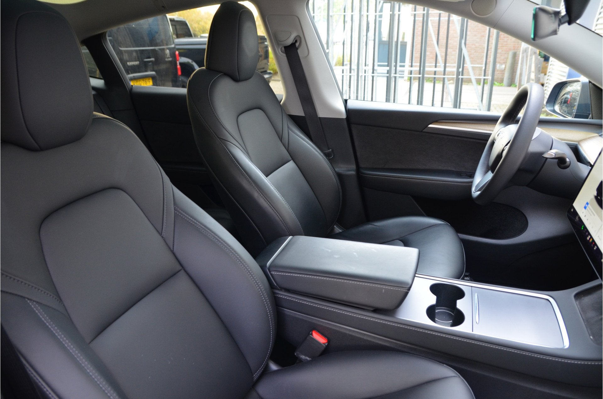 Foto 3 van Tesla Model Y RWD 58 kWh AutoPilot3.0 Ryzen, LFP Accu, 20" A
