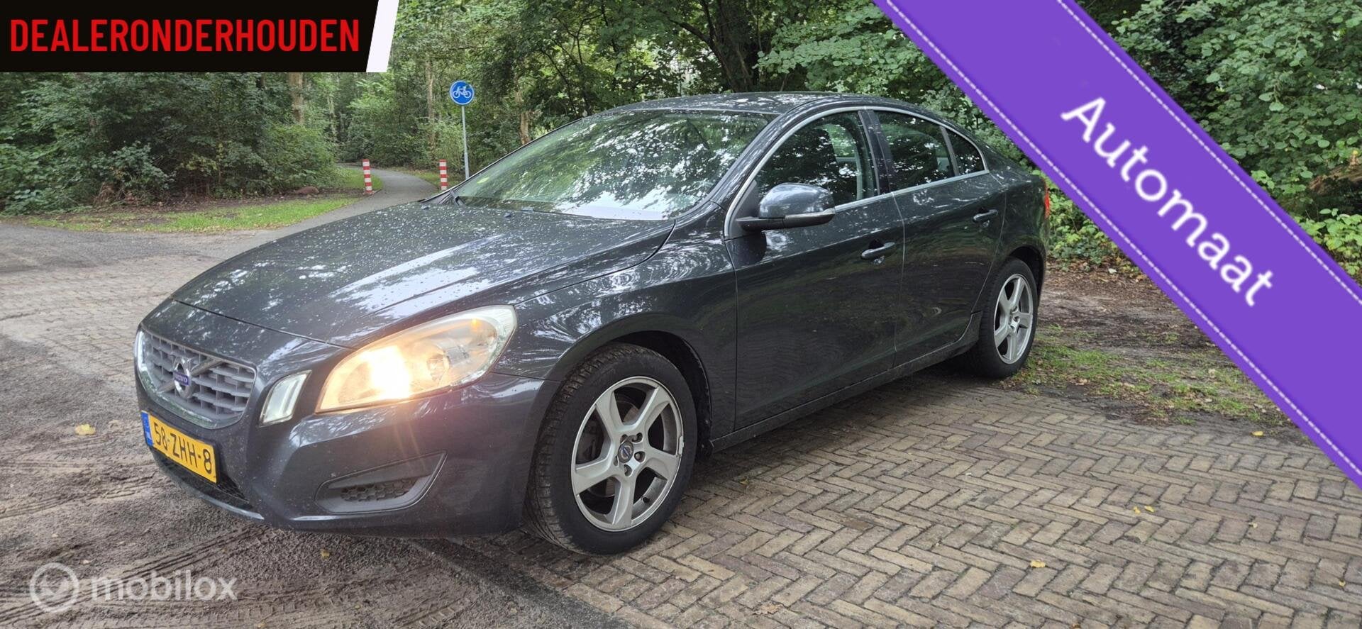 Dealer Onderhouden Volvo S60 1.6 D2 Momentum/Aut/Clima/Navi/, Euro 5, Zwart, 4 cilinders, S60