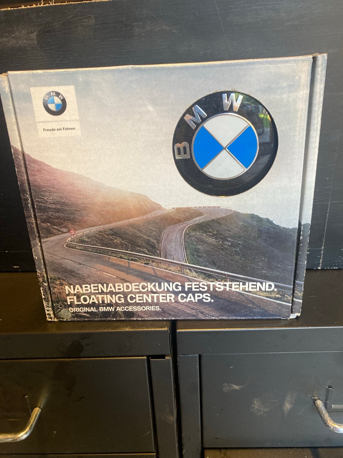 BMW Floating Center Caps - Nieuw in doos (4 stuks), Ophalen of Verzenden, Nieuw