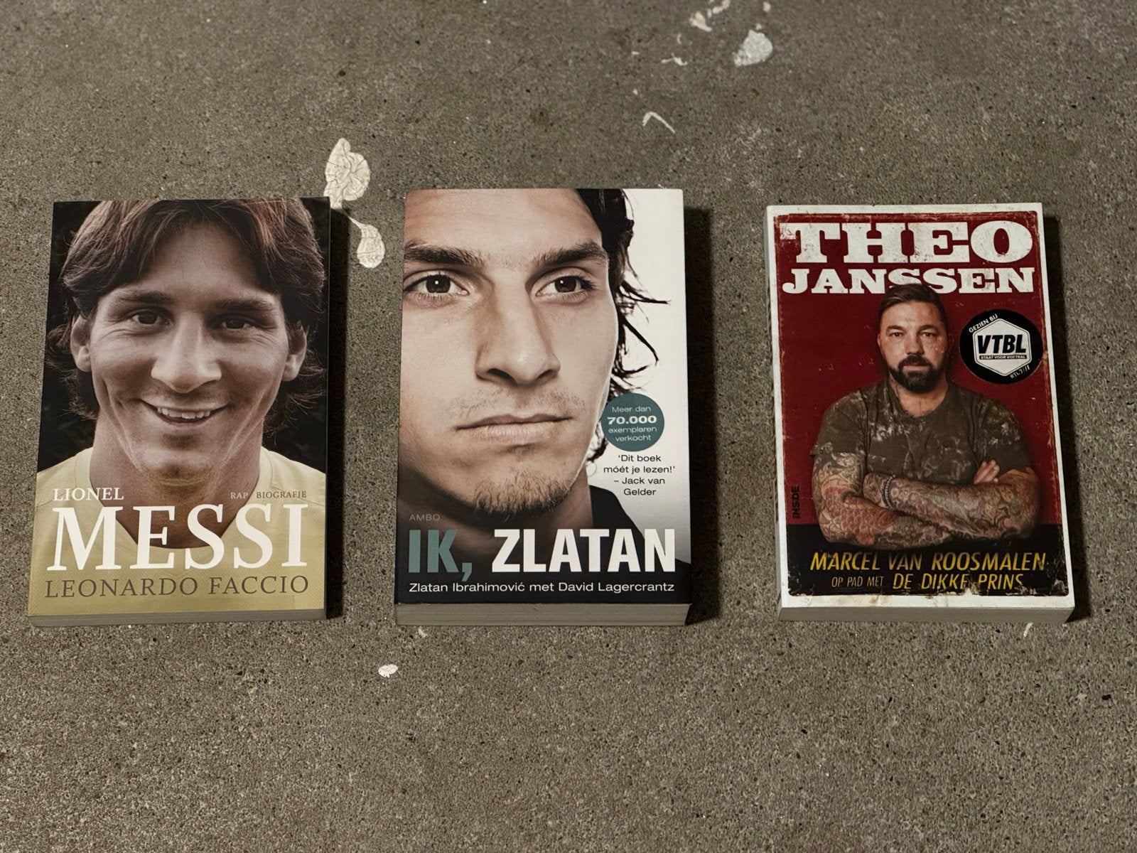 Biografieën: Messi, Zlatan, Theo Janssen - Voetbal & Sport, Ophalen of Verzenden, Gelezen, Sport