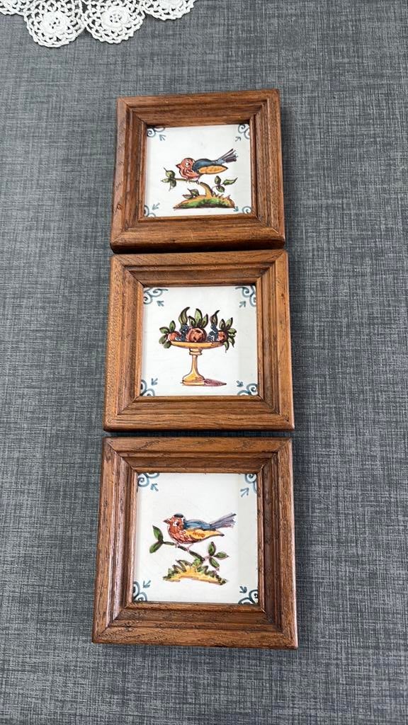 LIJSTJES MET MAKKUM TEGELWERK 14x14 cm, Ophalen of Verzenden, Zo goed als nieuw, Borduurpakket