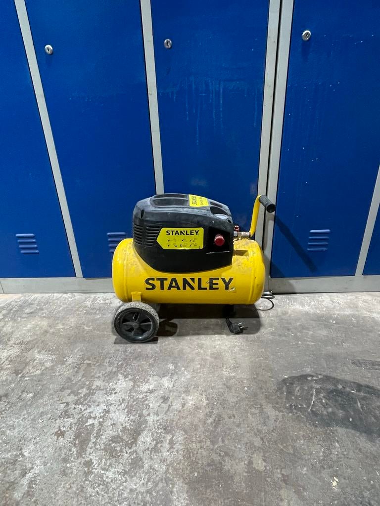 Stanley compressor 24L, 10 bar - Nette staat, 25 tot 100 liter, Ophalen, Gebruikt, 10 bar of meer