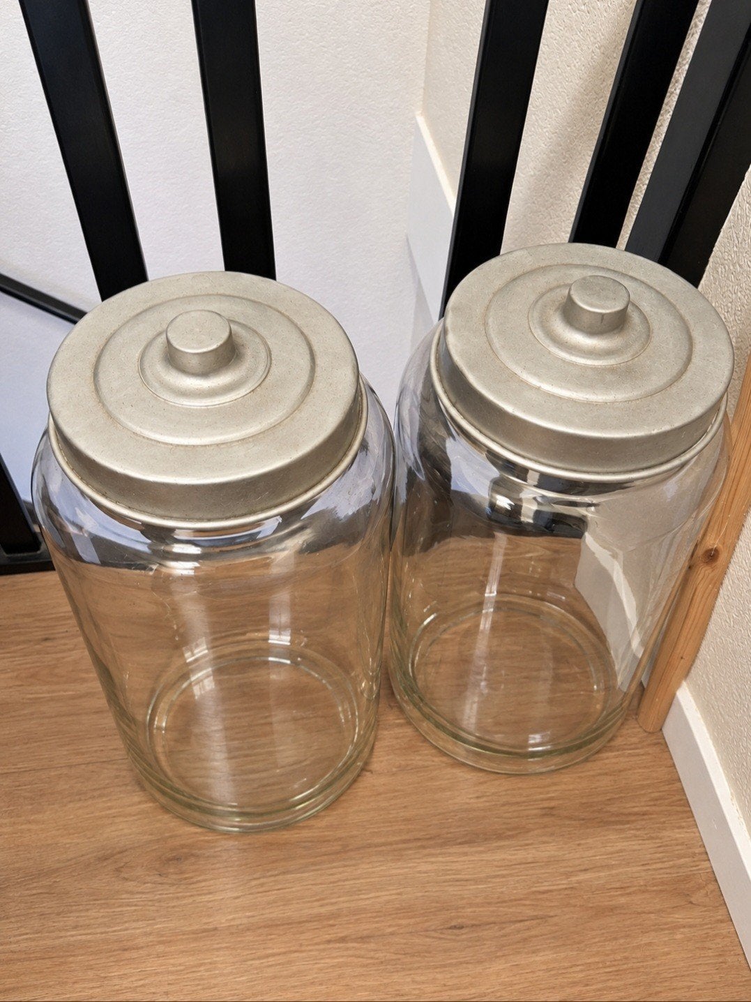 Set van 2 glazen potten met metalen deksel, Huis en Inrichting, Ophalen, Zo goed als nieuw, Zilver, Glas