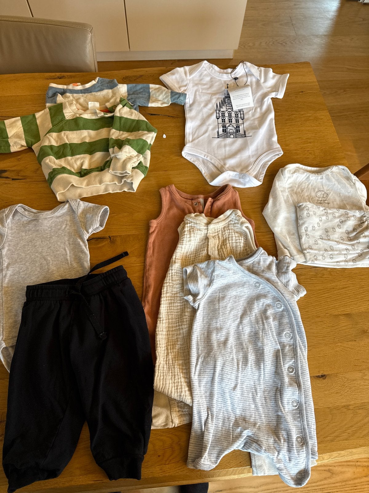 Babykleding pakket maat 62/68 - Rompers, broekjes, truitjes, Kinderen en Baby's, Ophalen of Verzenden, Gebruikt