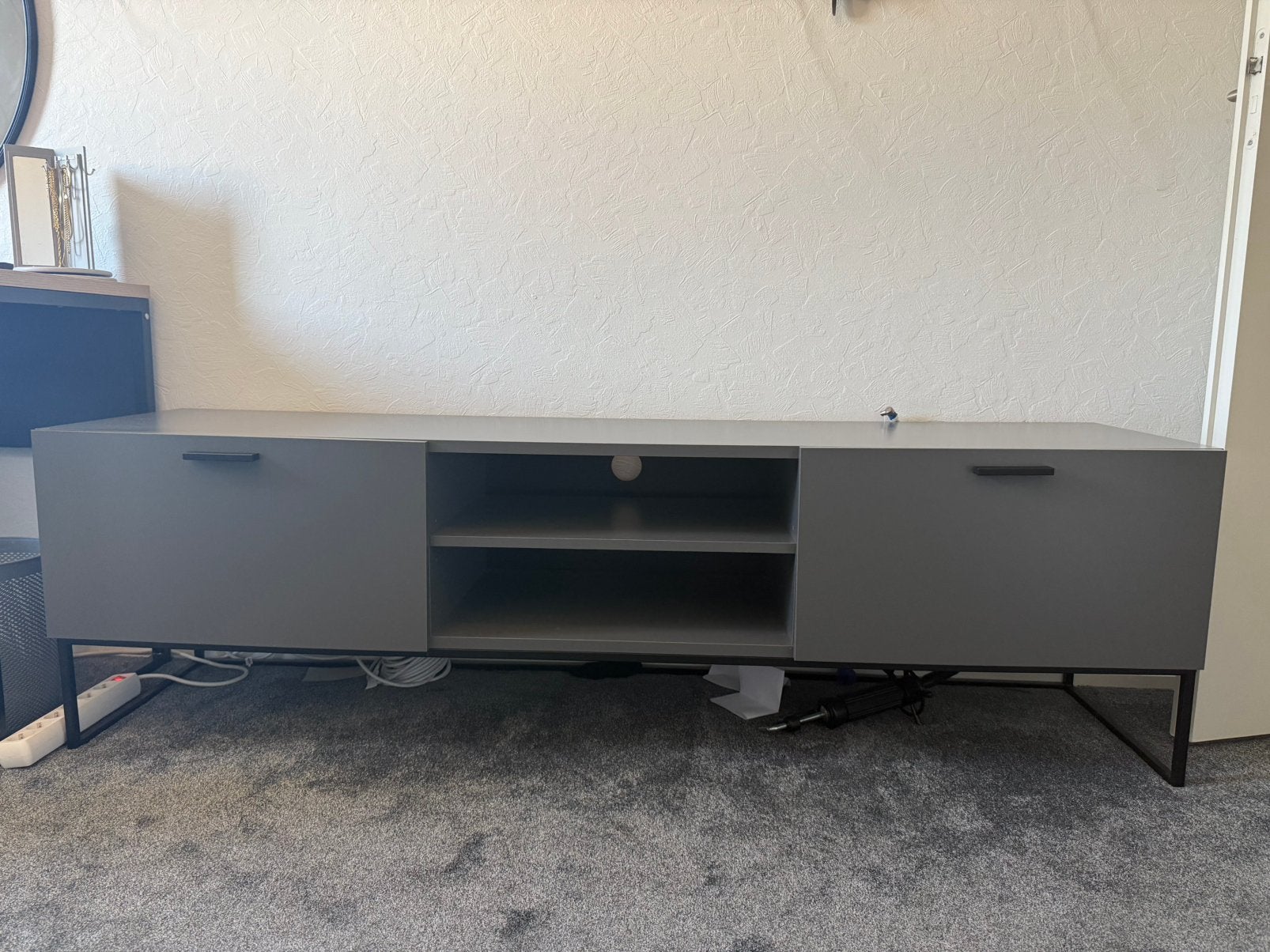 Tv meubel, Ophalen, Grenenhout, 150 tot 200 cm, Minder dan 100 cm