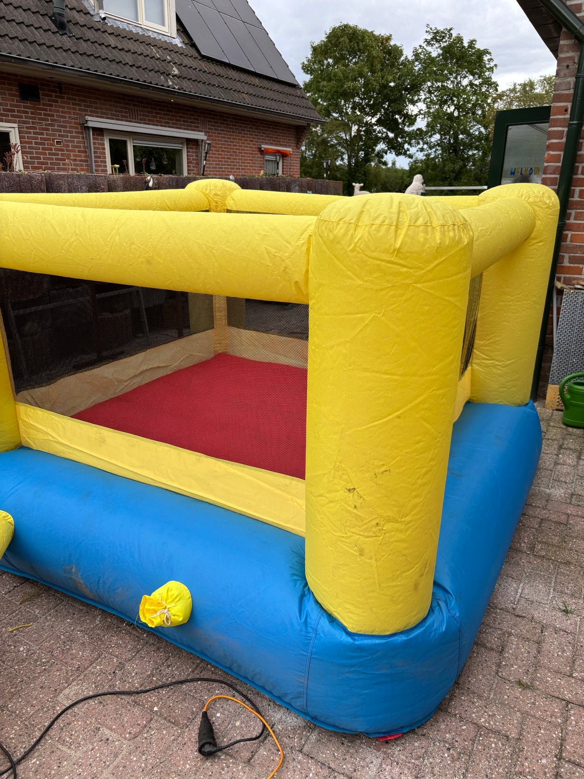 Springkussen met blower - Plezier voor de kleintjes!, Ophalen, Gebruikt