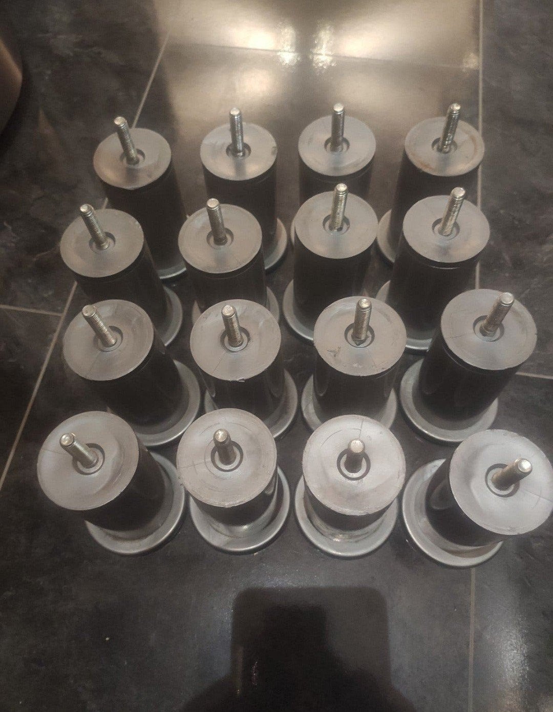 Set van 16 stevige meubelpoten, afkomstig van IKEA Sultan., Ophalen of Verzenden, Gebruikt