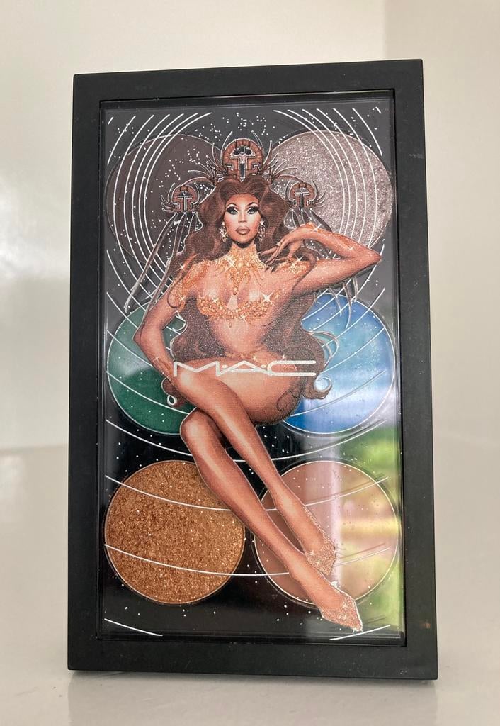 Eyeshadow Palette MAC Limited Edition, Ophalen of Verzenden, Zo goed als nieuw, Overige kleuren, Ogen