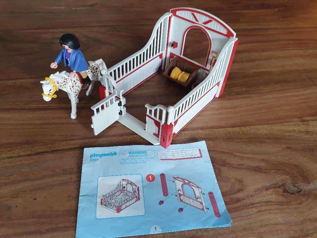 Playmobil paard en stal set 5107, Kinderen en Baby's, Speelgoed | Playmobil, Ophalen of Verzenden, Zo goed als nieuw, Complete set