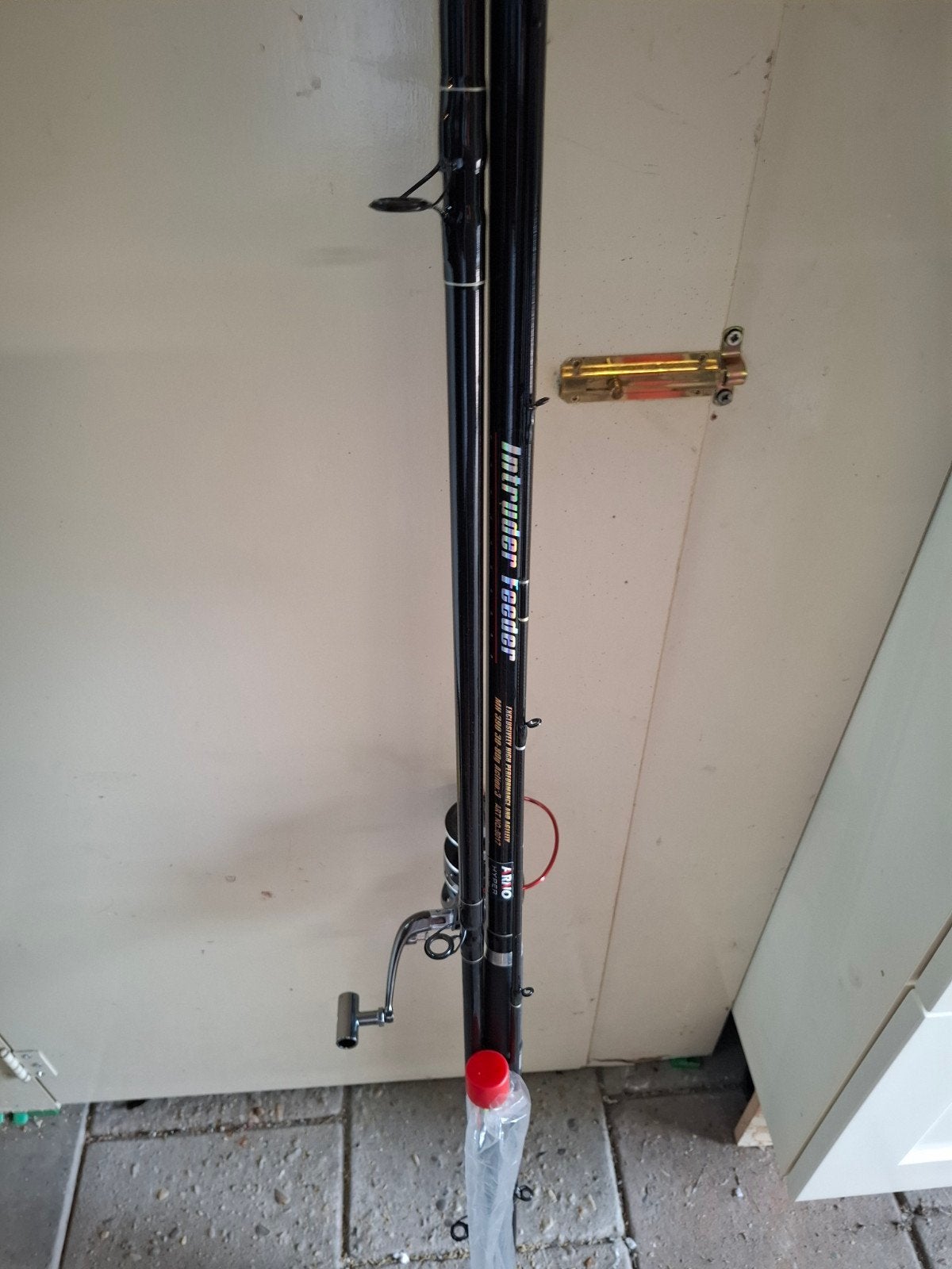 intruder feeder set compleet visklaar nieuwe set, Ophalen, Nieuw, Complete set