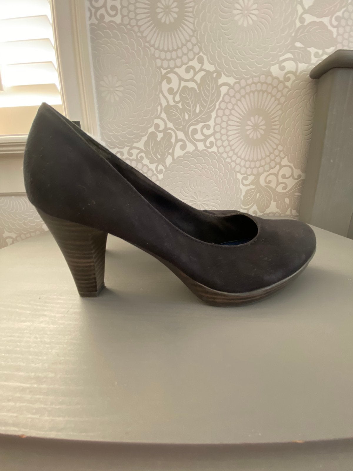 GRATIS Dames pumps schoenen suede gala mt 36 MARCO TOZZI, Ophalen, Pumps, Zwart, Marco Tozzi