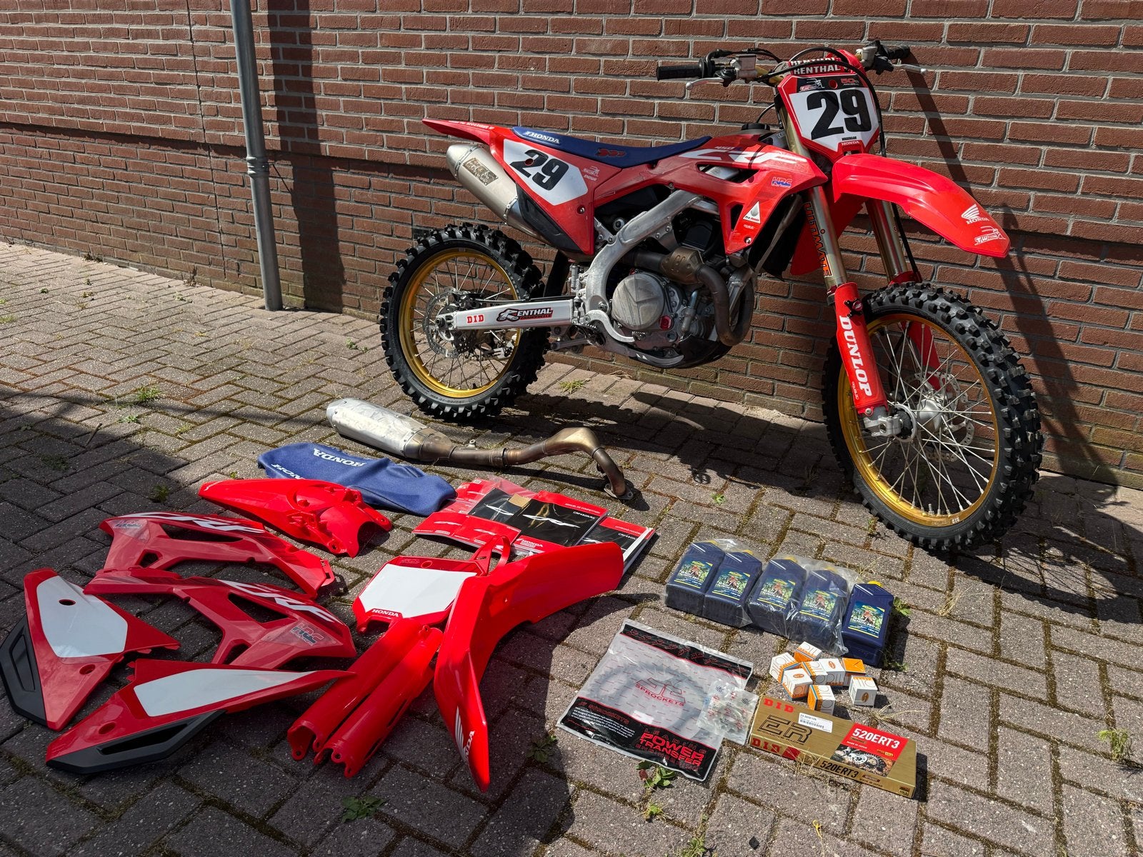 Honda CRF450 R 50TH ANNIVERSARY 2023 | 22 UUR | HGS UITLAAT, Motoren, 450 cc, Crossmotor, Meer dan 35 kW, Minimaal motorrijbewijs A2