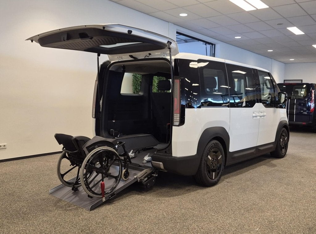 Kia PV5 Passenger (bj 2026, automaat), Auto's, Kia, Automaat, 0 cilinders, Gebruikt, Overige carrosserieën