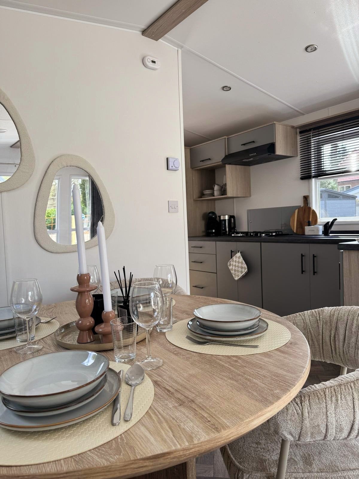 Per direct te huur sfeervolle vakantiewoning Voorthuizen, 2 slaapkamers, Recreatiepark, Gelderland en Veluwe, Chalet, Bungalow of Caravan