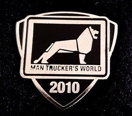 M.A.N. Trucker's World 2010 pin, Verzamelen, Verzenden, Nieuw, Transport, Speldje of Pin