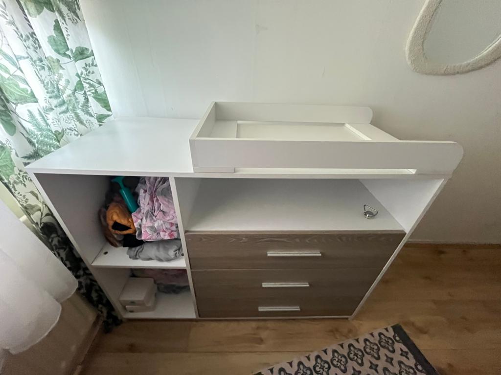 Babykamer  - Lars, Ophalen of Verzenden, Zo goed als nieuw, Ledikant