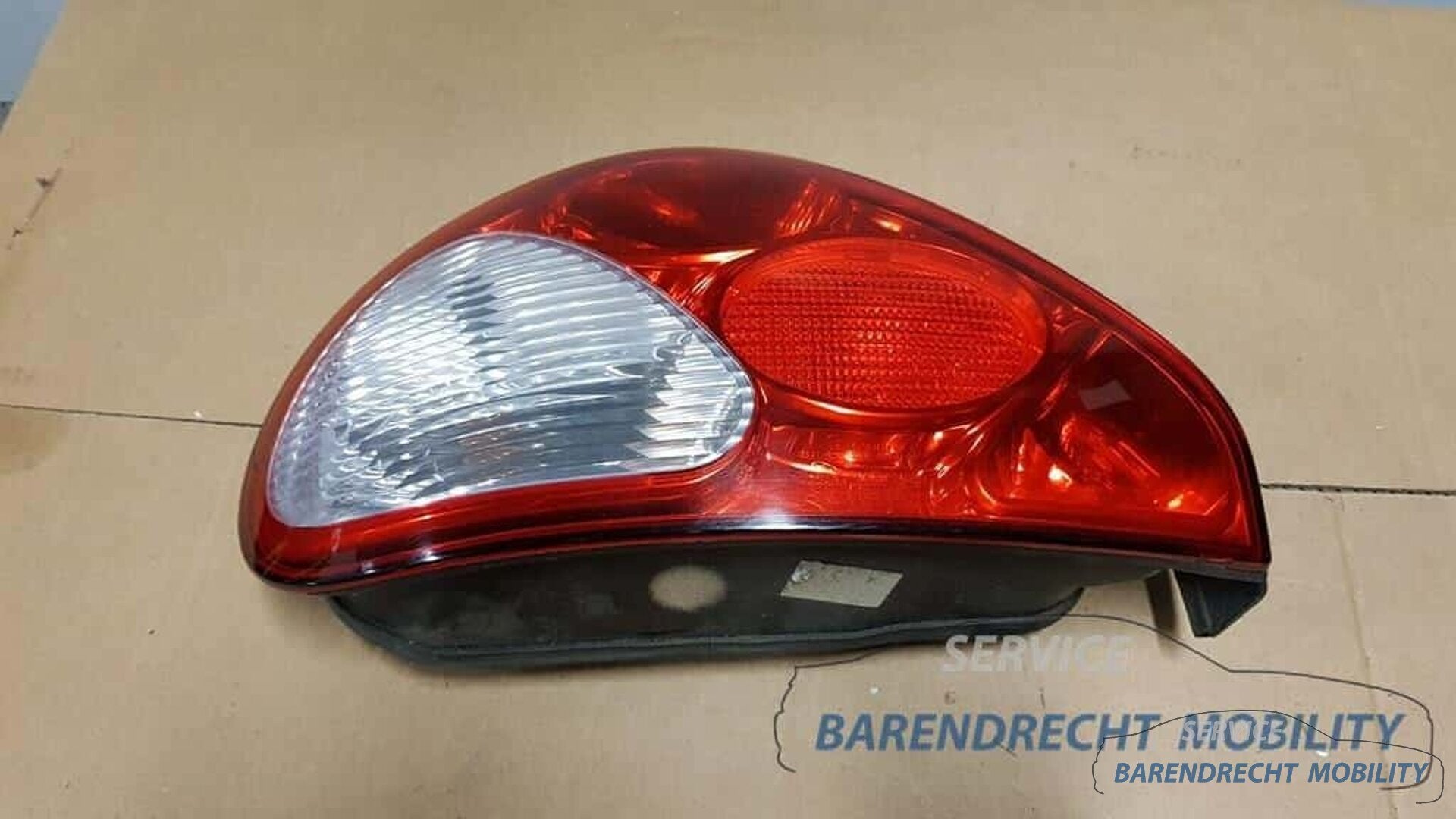 Achterlicht Jaguar X type links origineel nette staat gebrui, Gebruikt, Abbey Road, Whitley 1
CV3 4LF  Coventry, Jaguar, Jaguar Land Rover Limited