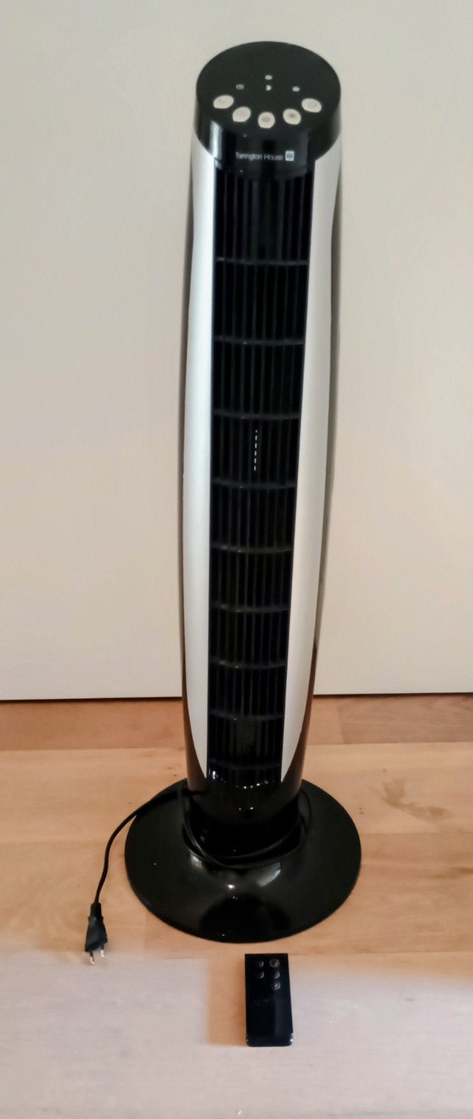 Roterende staande ventilator Tarrington House, Witgoed en Apparatuur, Ophalen, Ventilator met afstandsbediening, Gebruikt, Torenventilator