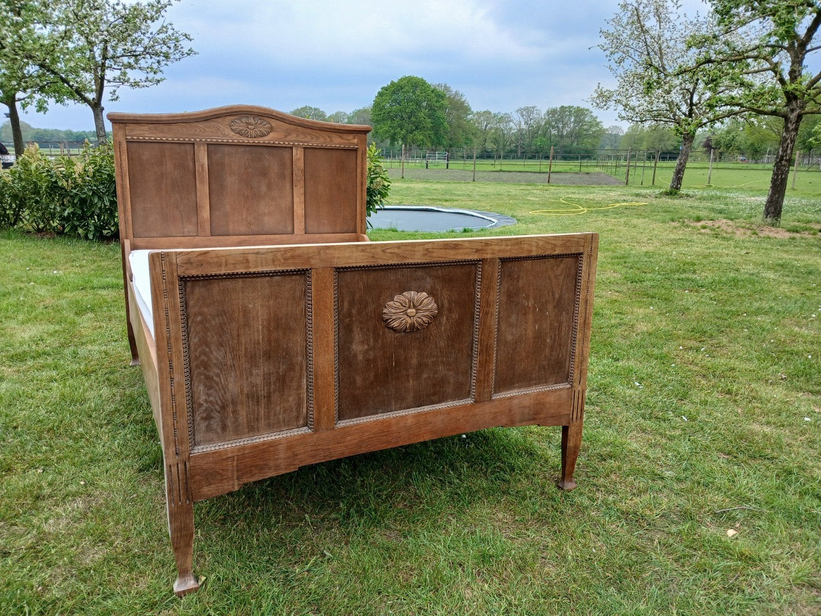 Brocante Landelijk Kinderbed met zgan Matras, Antiek en Kunst, Ophalen