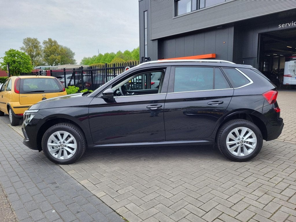 Skoda Kamiq 1.5 TSI ACT Business Edition | Met o.a. camera,, 12 maanden, Stof, Zwart, 4 cilinders