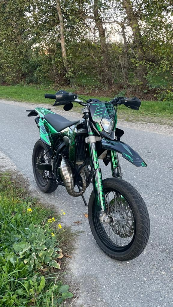 Sherco SM-50-RS waardepeiling, Fietsen en Brommers, Brommers | Crossbrommers, Zo goed als nieuw, Overige merken, Ophalen