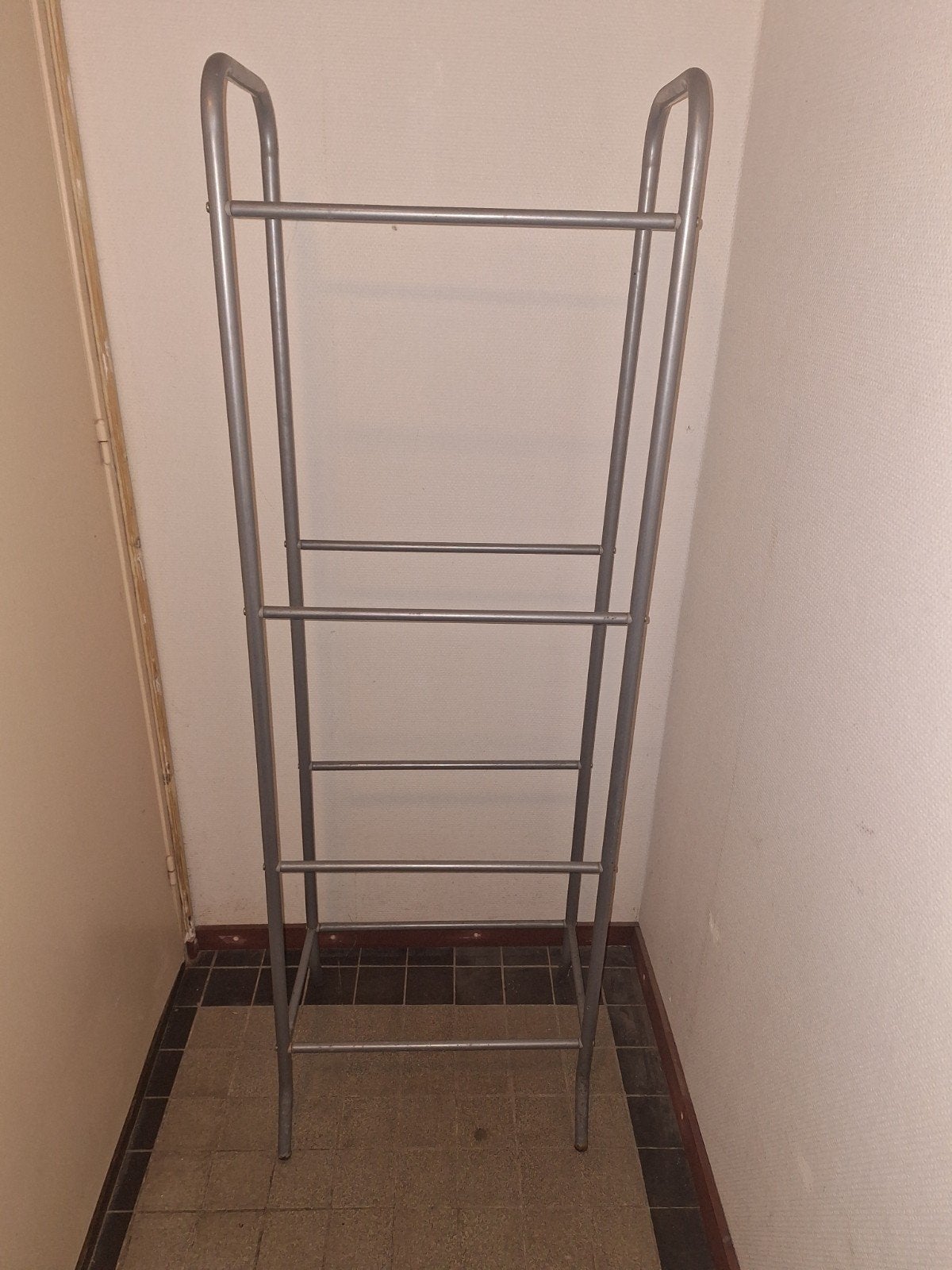 Bakkenrek / Krattenrek - Handig opbergsysteem, Ophalen, Gebruikt