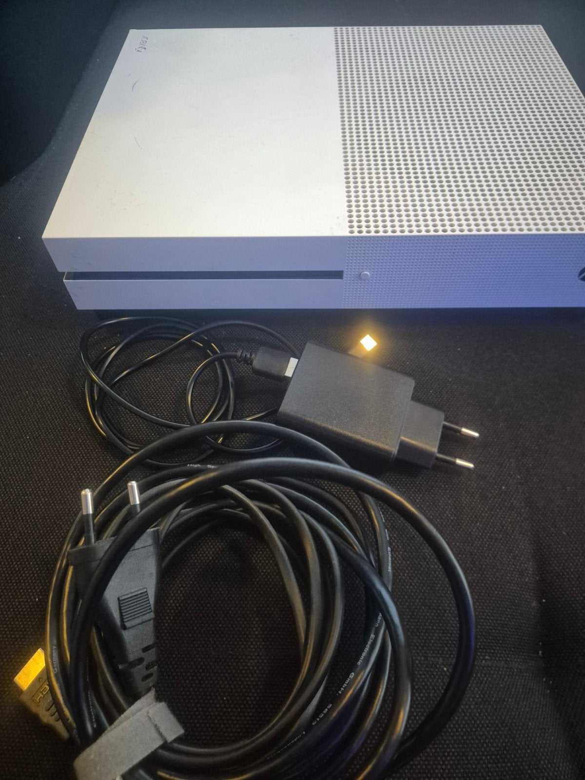 Xbox One  S met kabels, Ophalen of Verzenden, Gebruikt, Zonder controller, Xbox One