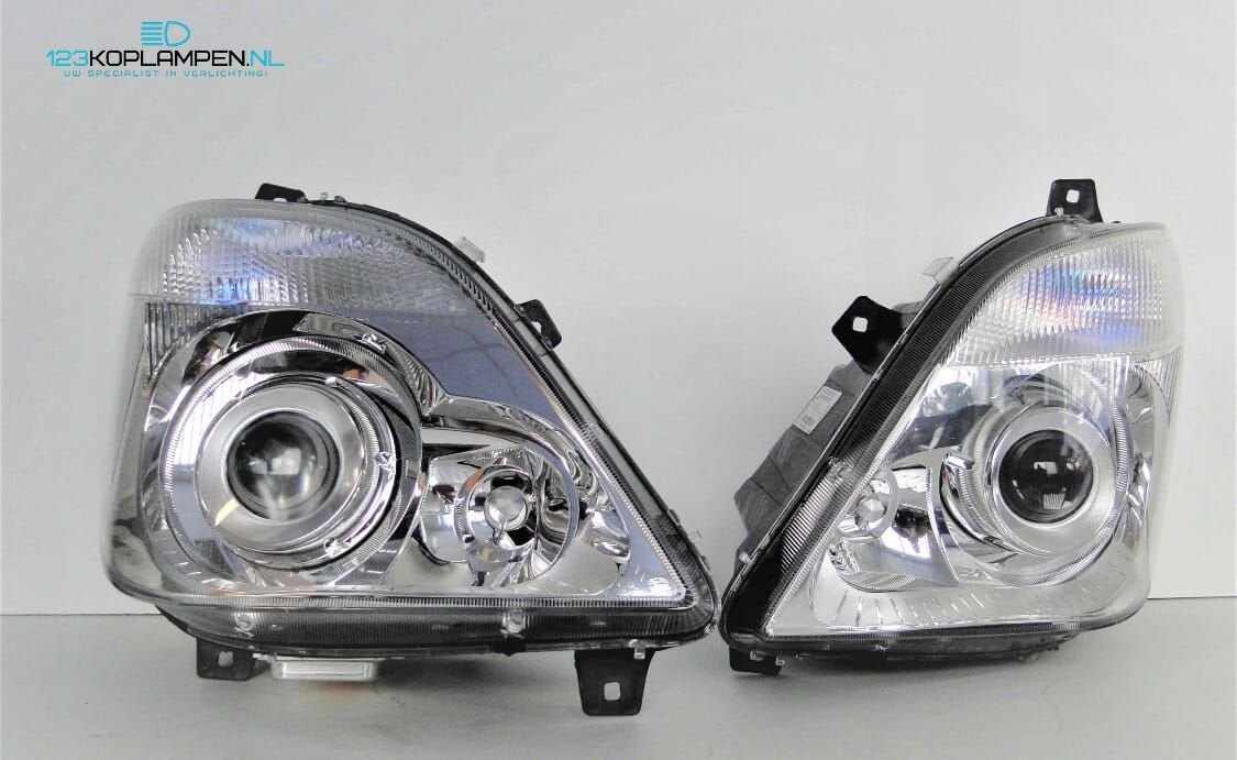 Mercedes Sprinter W906 Xenon koplamp links rechts