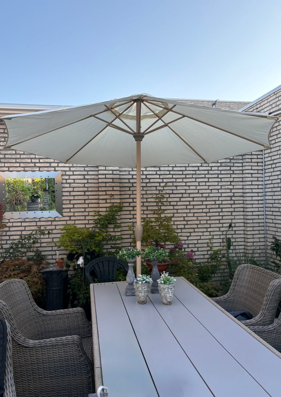 Parasol Lima Ecru Houtlook aluminium 300 cm met voet en hoes, Tuin en Terras, Ophalen, Zo goed als nieuw, Parasolvoet