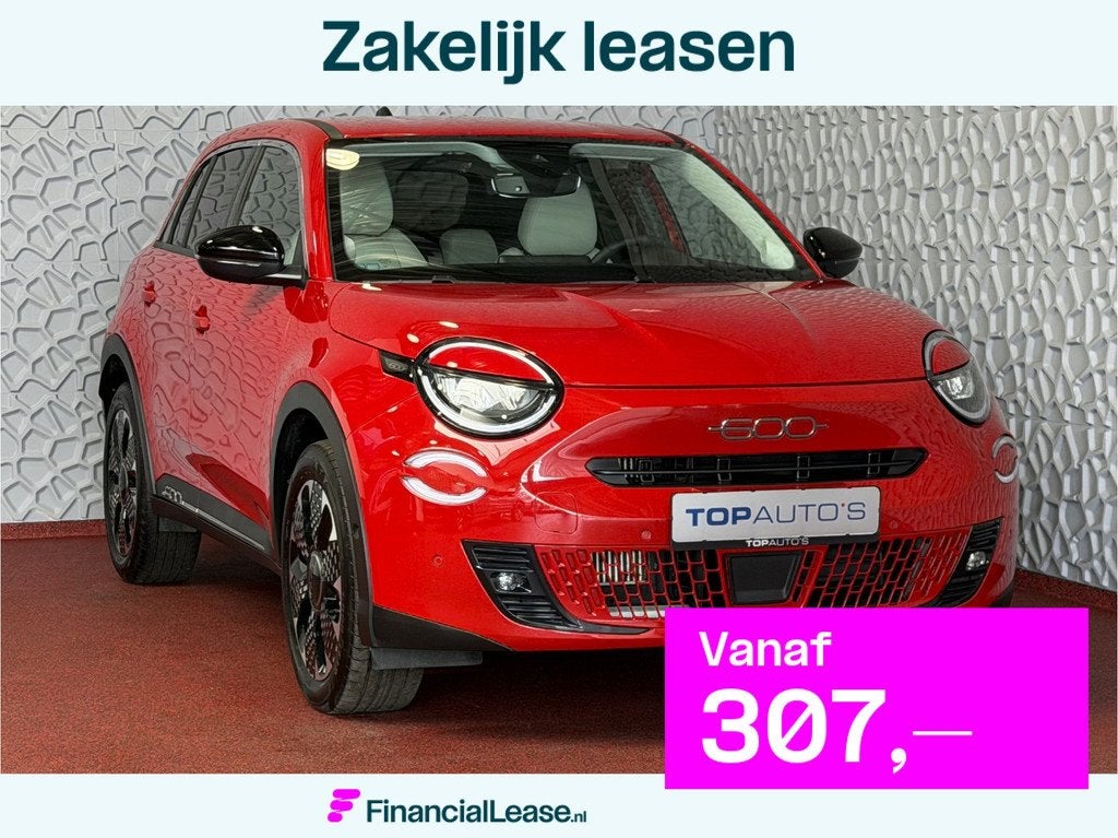 Fiat 600 1.2 HYBRID LA PRIMA CAMERA CARPLAY ADAP.CRUISE STOE, 12 maanden, Gebruikt, 1199 cc, 620 kg