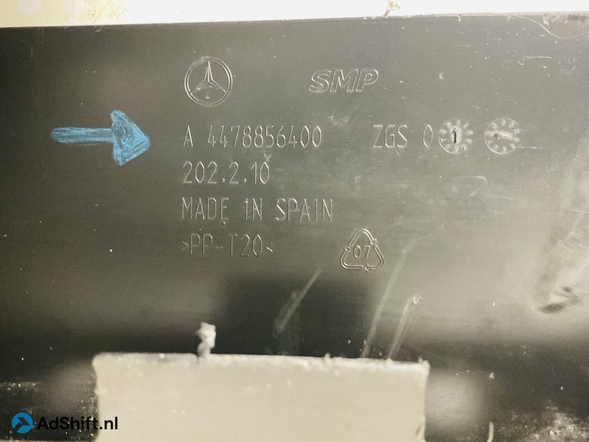 Onderplaat Mercedes V Klasse Viano W447 A4478856400 Bumperli, Auto-onderdelen, Carrosserie en Plaatwerk
