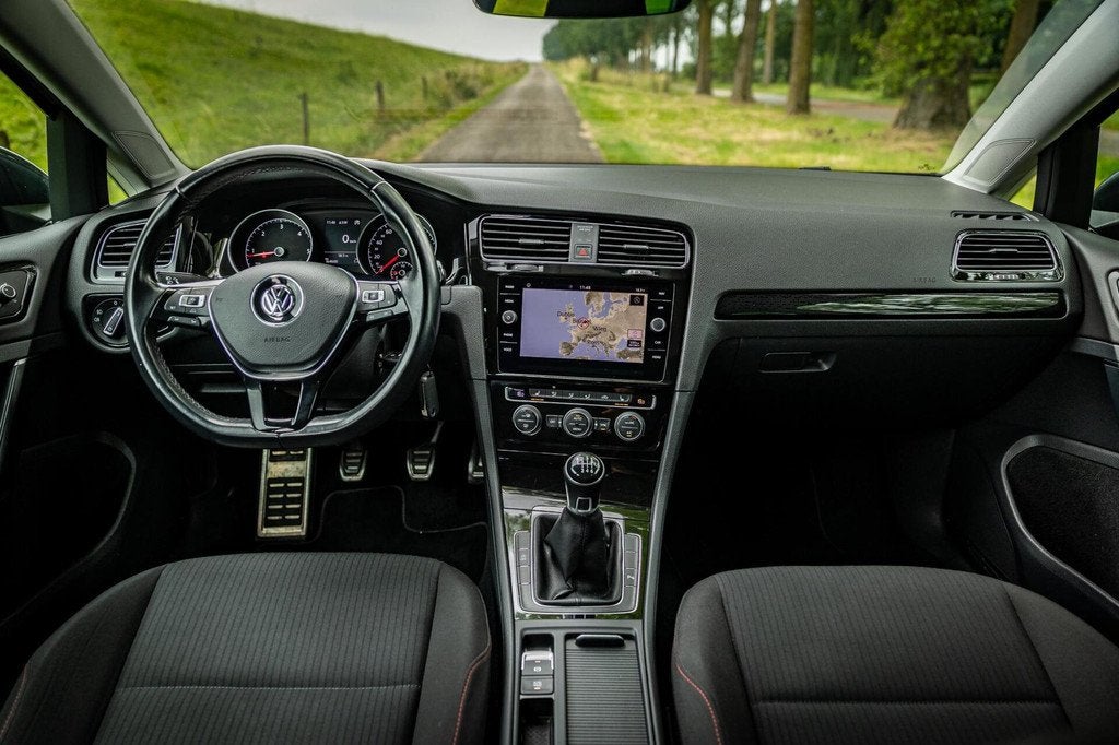 Volkswagen Golf Variant 2.0 TDI Highline|PDC |Trekhaak |Navi, Auto's, Volkswagen, Voorwielaandrijving, Gebruikt, Euro 6, 23 km/l