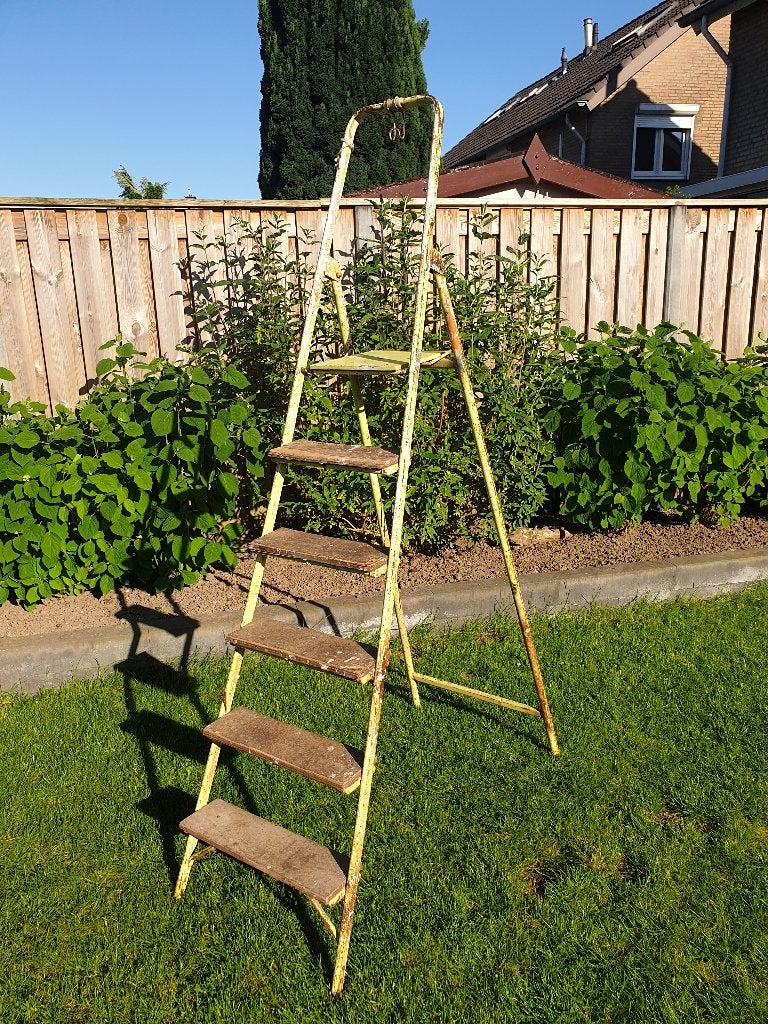 Vintage Patina oude trapladder brocante winkel decoratie, Antiek en Kunst, Curiosa en Brocante, Ophalen