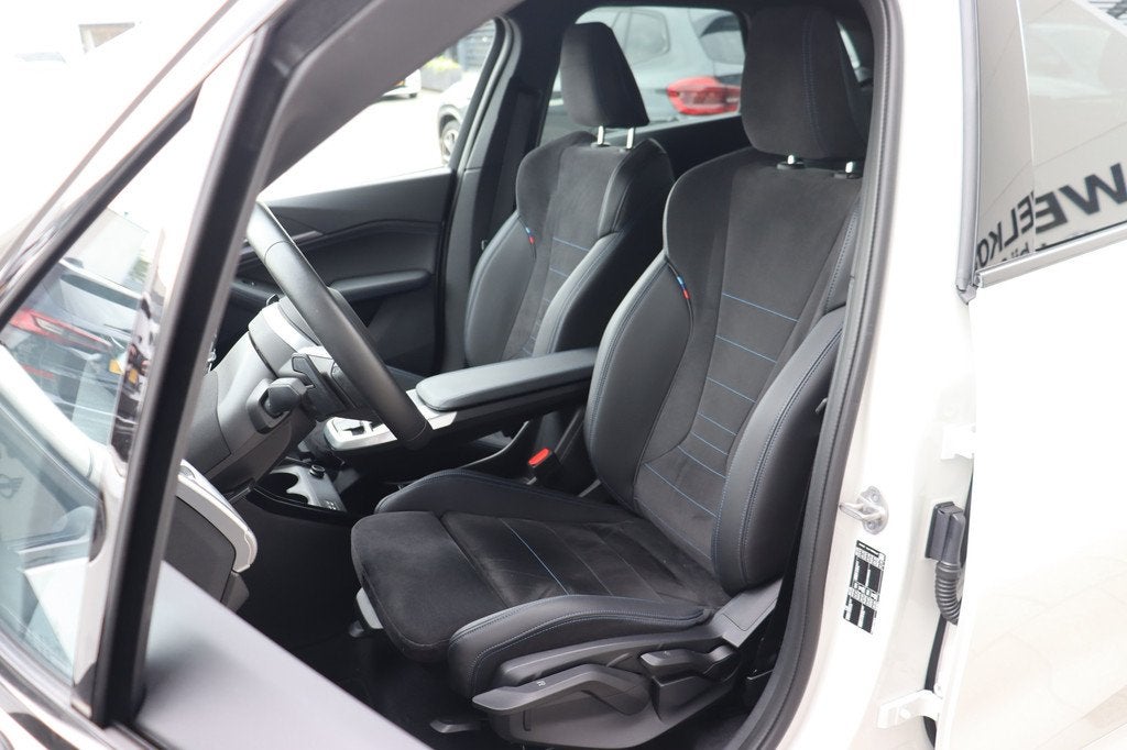 BMW 2 Serie Active Tourer 218i M Sport Automaat / Sportstoel, Auto's, BMW, 136 pk, Gebruikt, Met garantie (alle), 1445 kg