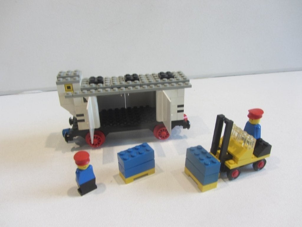 lego Vintage 147 trein wagon koel transport met vorkheftruck, Kinderen en Baby's, Speelgoed | Duplo en Lego, Ophalen of Verzenden