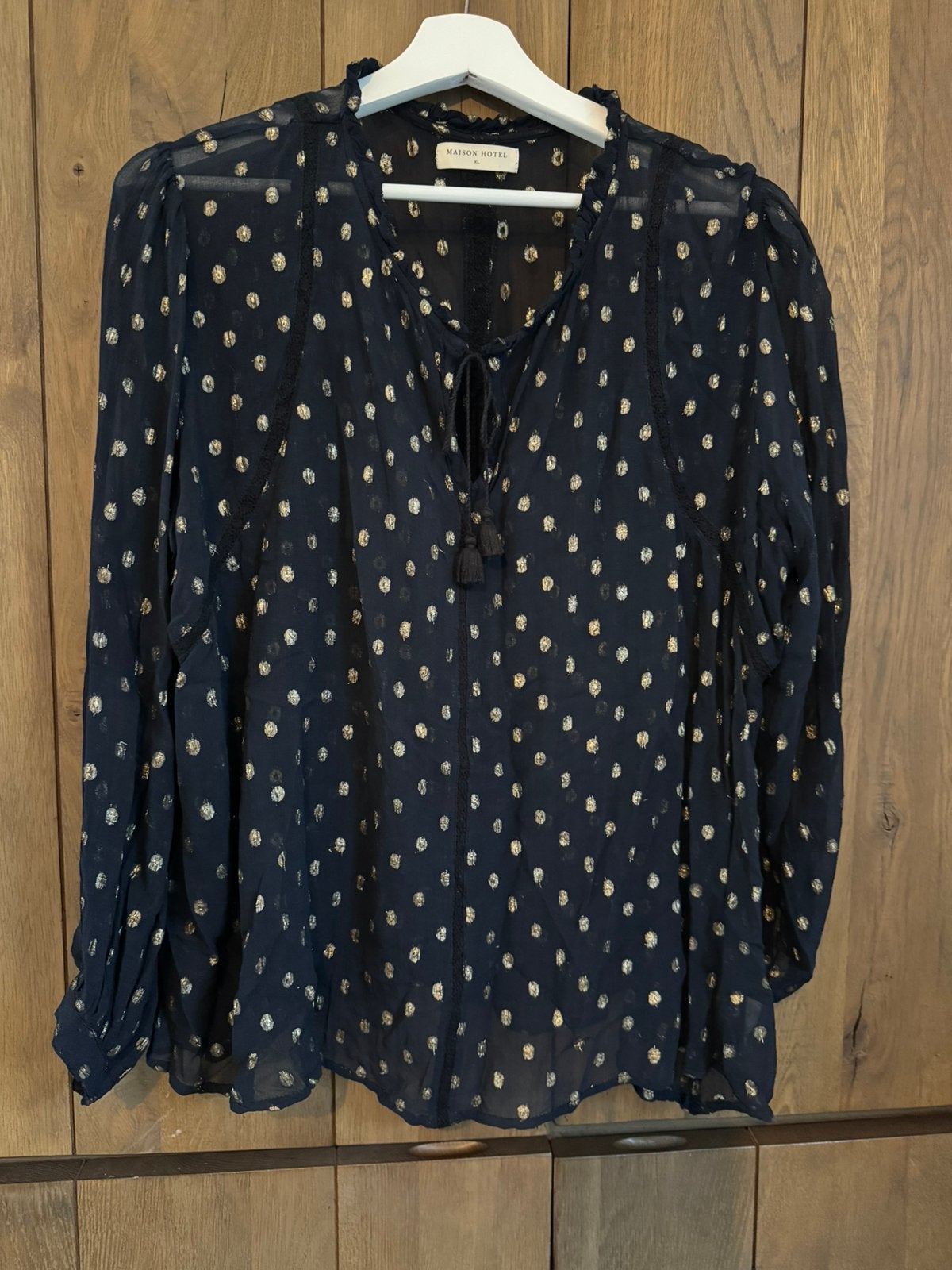 Maison Hotel Blouse polkadot Donkerblauw/ goud XL, Ophalen of Verzenden, Gedragen, Maat 46/48 (XL) of groter, Blauw