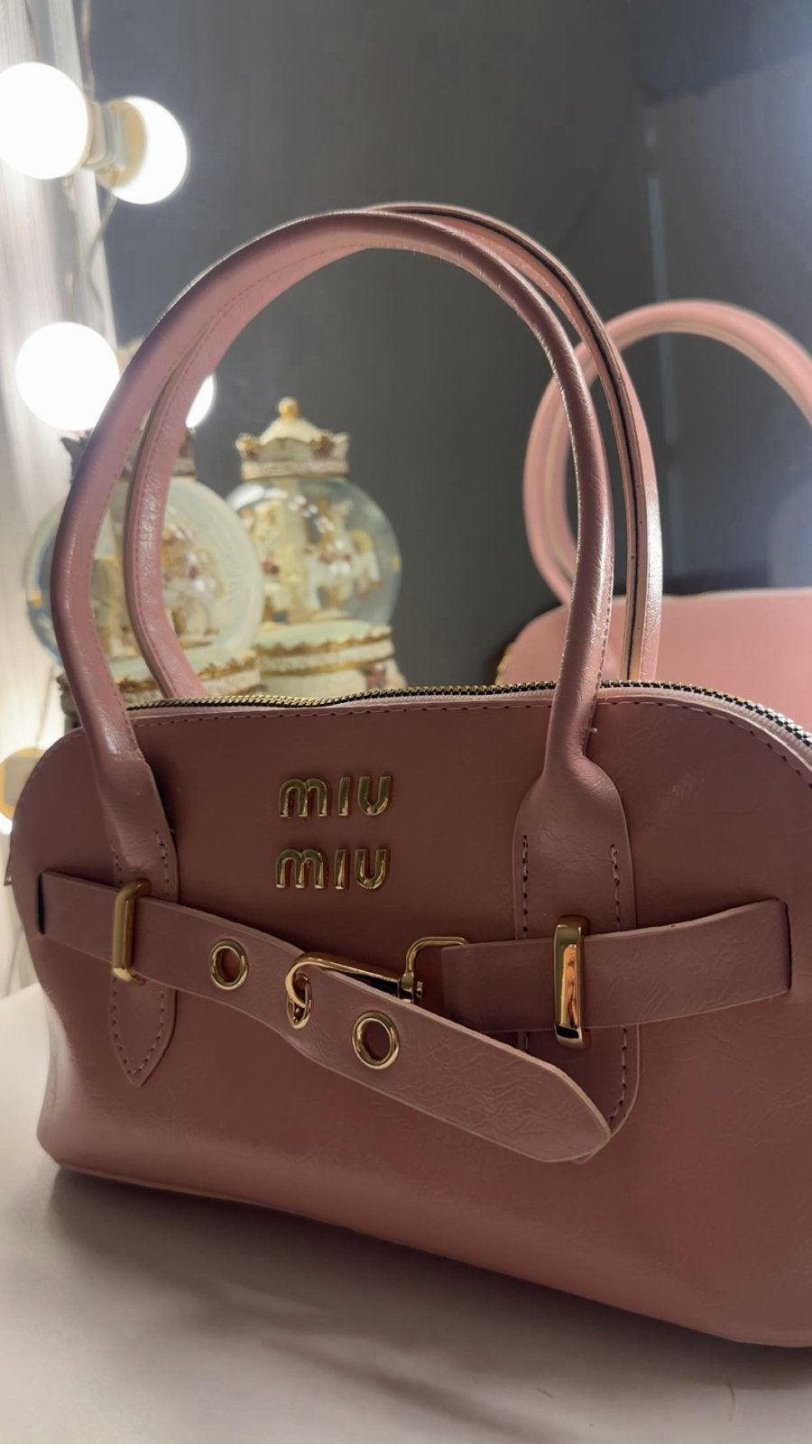 Miu Miu handtas roze, Sieraden, Tassen en Uiterlijk, Ophalen of Verzenden, Zo goed als nieuw, Roze, Handtas