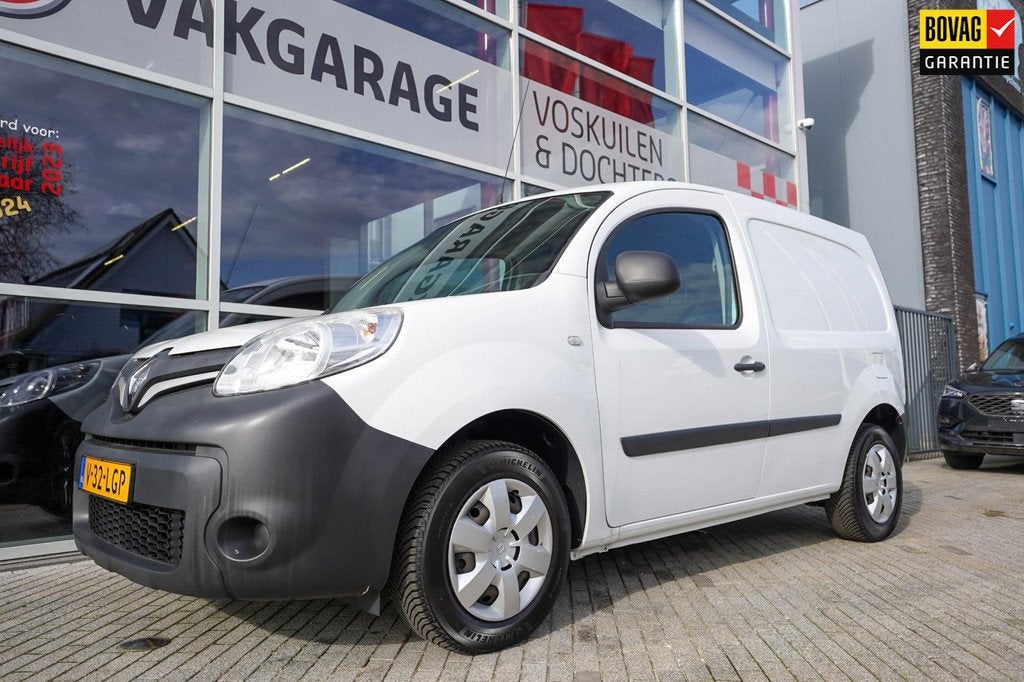 Renault Kangoo 1.2 TCe L1 met Inrichting | Sloten | EX BTW |, Voorwielaandrijving, Gebruikt, Parkeersensor, 4 cilinders