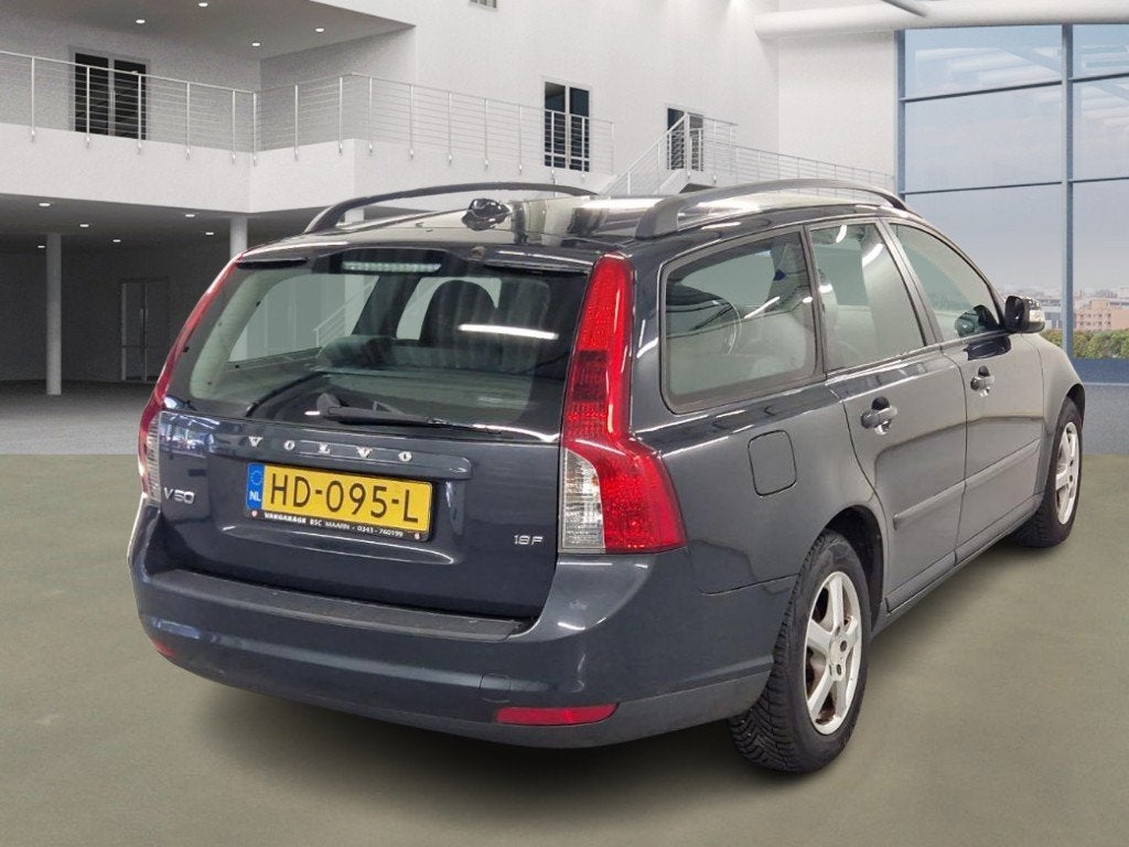 Volvo V50 1.8 Summum|XENON|STOELVERW|HALFLEDER|PSENSOR, Auto's, Volvo, Voorwielaandrijving, Dealer onderhouden, 125 pk, Gebruikt