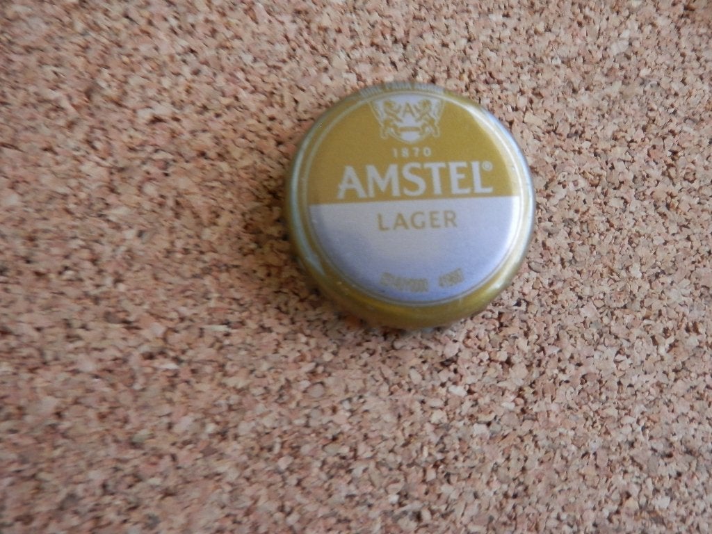 Amstel lager bier kroonkurk uit Brazilië, Ophalen of Verzenden, Gebruikt, Overige typen, Overige merken