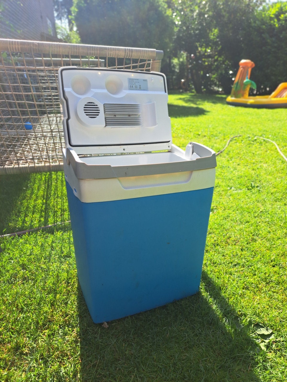 Elektrische koelbox 30 liter, Caravans en Kamperen, Ophalen of Verzenden, Gebruikt, Koelbox, Elektrisch