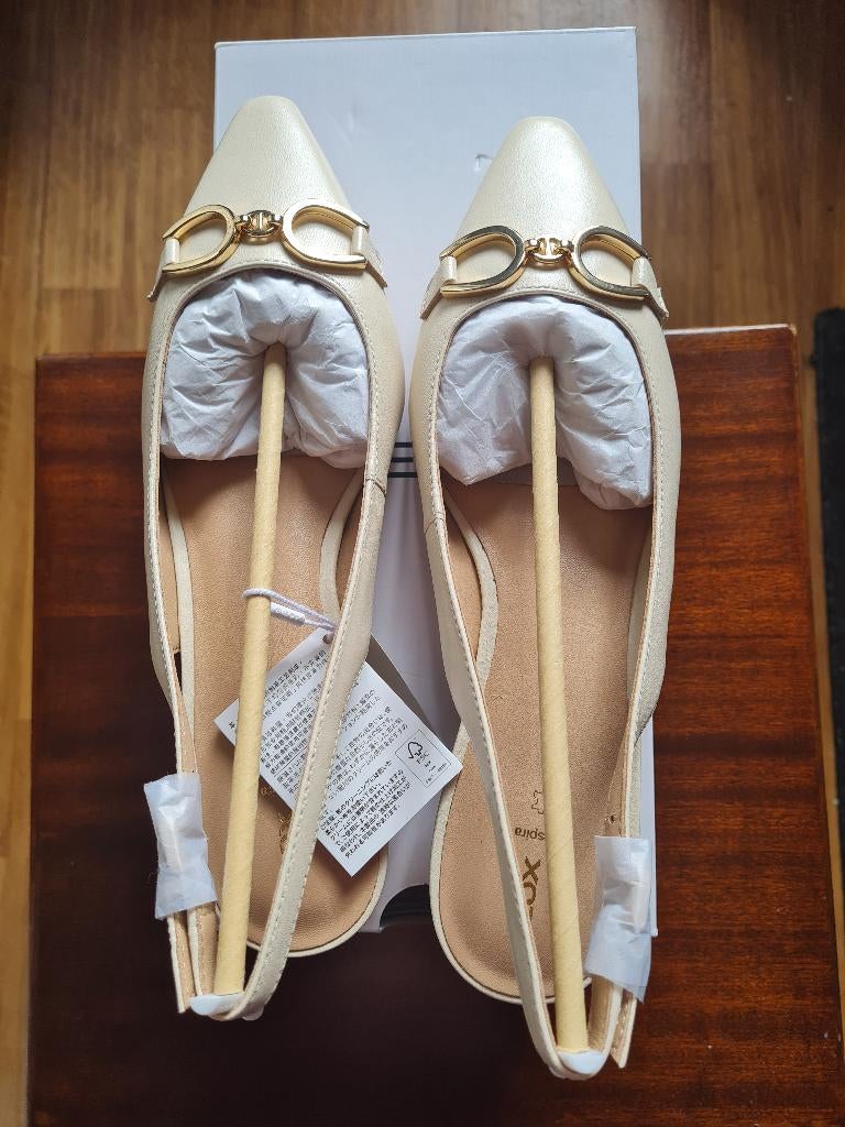 Nieuwe Geox Giselda 15 ballerina's -melkwit maat 38, Beige, Nieuw, Geox Giselda 15, Ballerina's