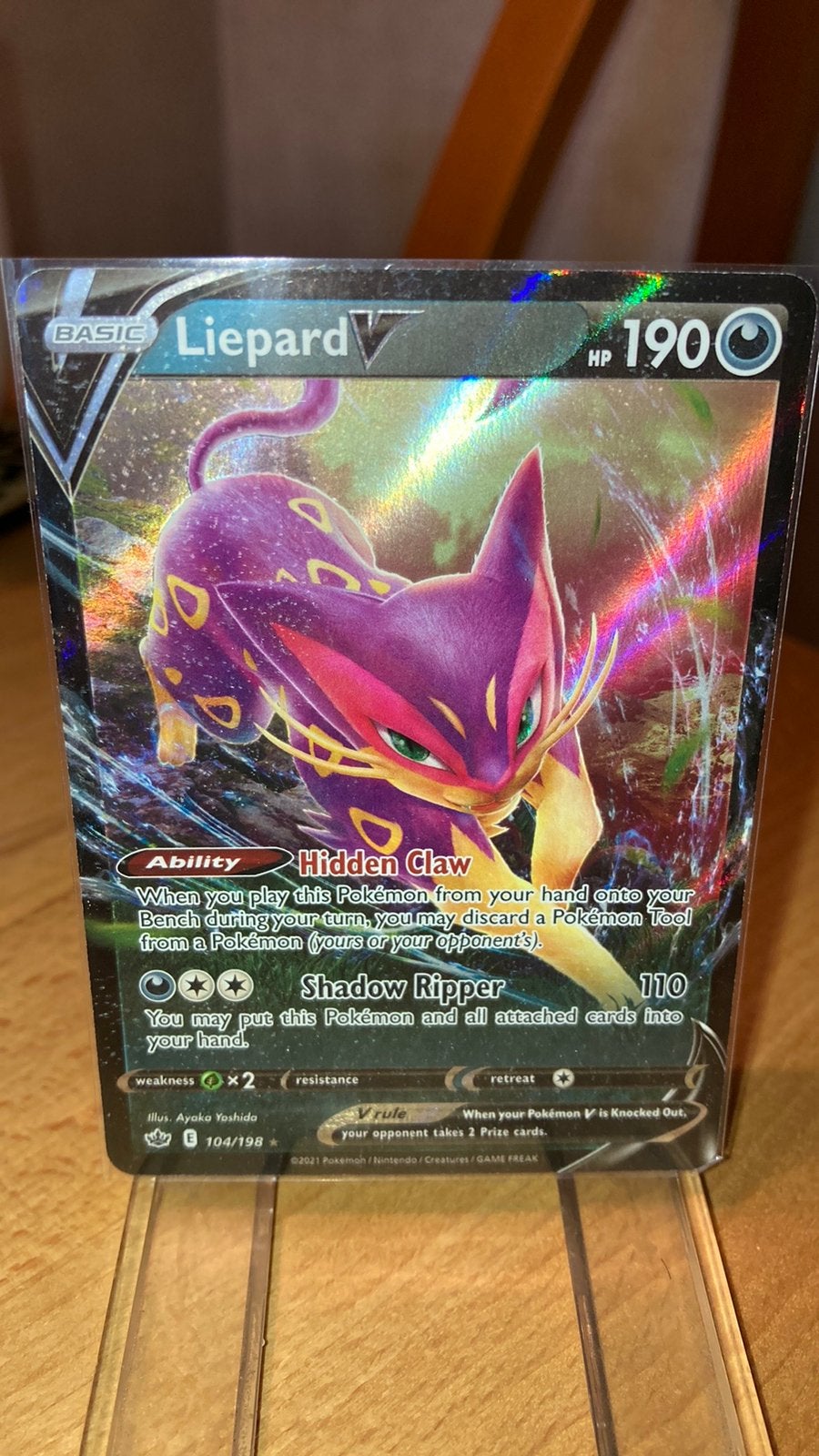 Pokemon Liepaard V 104/198 Chilling Reign 3,00 euro, Ophalen of Verzenden, Zo goed als nieuw