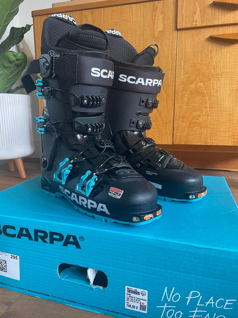 Scarpa Quattro Tourskischoen 29.5 - Zo goed als nieuw, Overige merken, 160 tot 180 cm, Schoenen, Ophalen of Verzenden