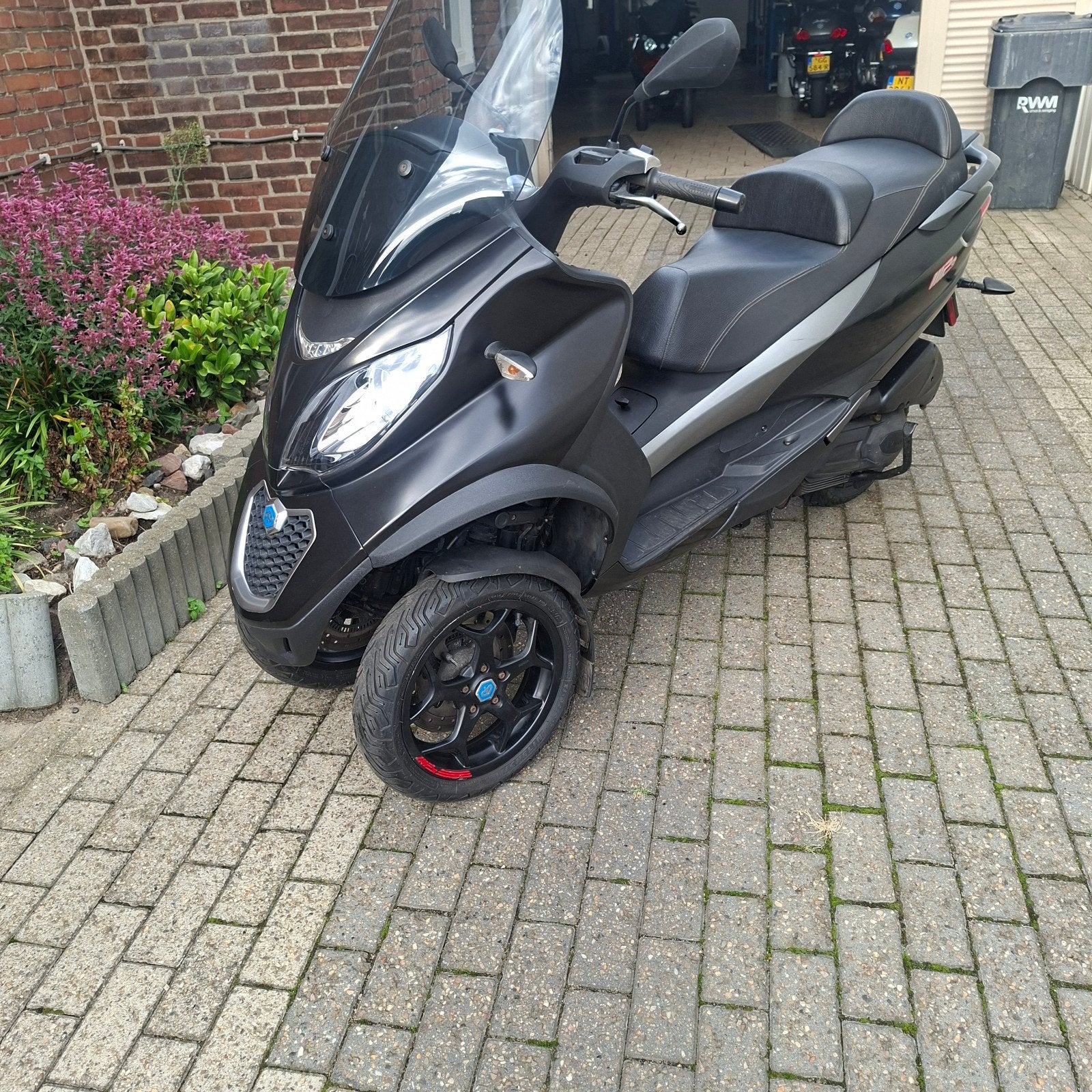 piaggio mp3 300cc, Scooter, Particulier, Automaat, 1 cilinder