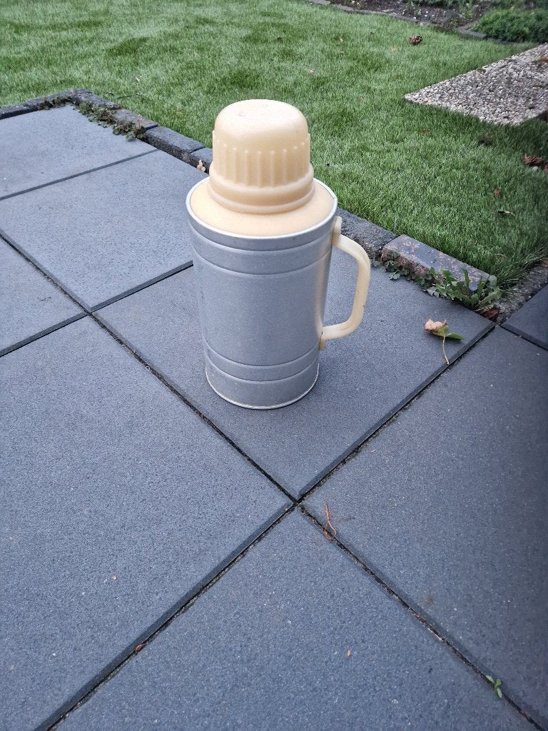 grote vintage sovjet  USSR thermoskan, Ophalen of Verzenden, Overige materialen, Overige merken, Overige typen