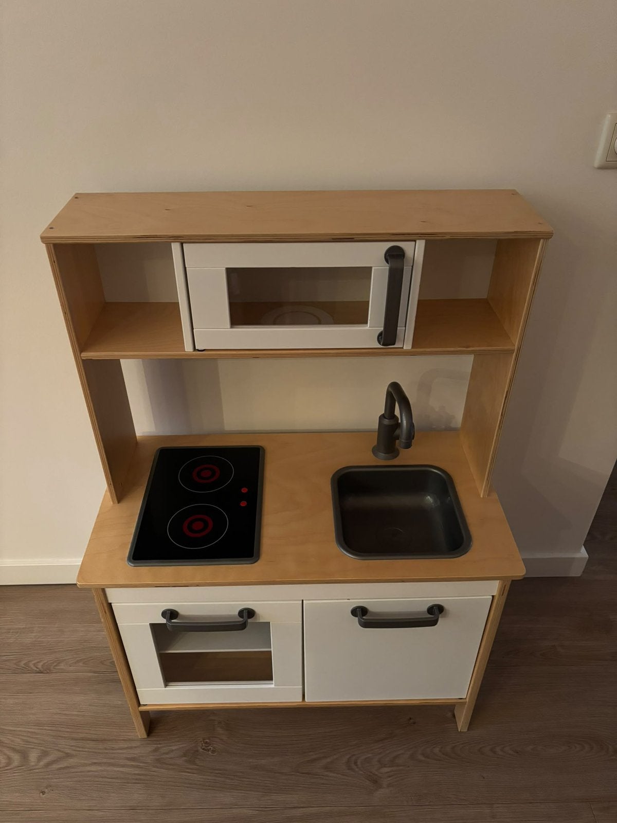 Keuken Duktig, Ophalen, Zo goed als nieuw